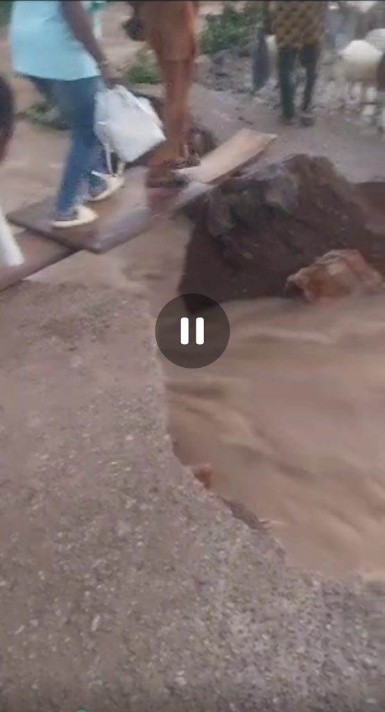 FLOOD: Oyo Govt Assures Residents Of Quick Intervention, Other Palliative Measures