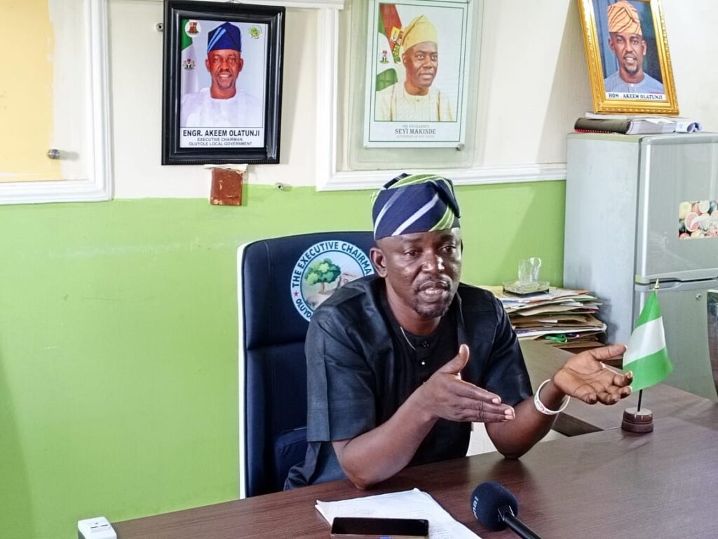 Akeem Olatunji Conducts Staff Audit In Oluyole LG To Bolster Work Efficiency, Prod POPuctivity