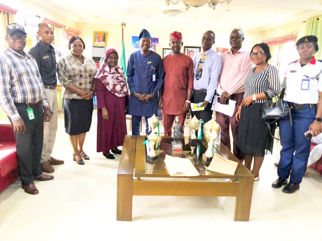 Oluyole LG Chairman Hosts Oyo NYSC Coordinator, Seeks Collaboration On Grassroots Health Initiative