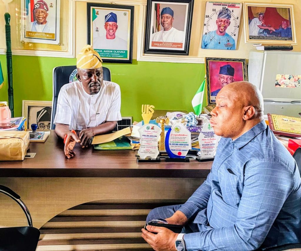 Olatunji Deepens Collaboration With Oyo Govt As PWDs Get Oluyole LG Office