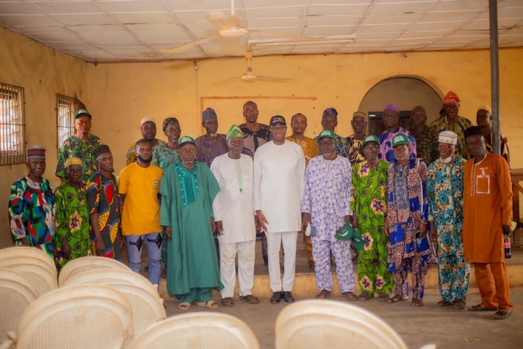 Oyo 2027: Amofin Beulah Adeoye Visits Saki East, Meets PDP Stakeholders, Discusses Guber Ambition